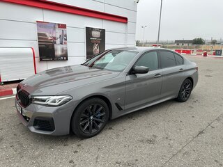 2020 BMW 5 серии 530d xDrive VII (G30/G31/G38) Рестайлинг, серый, 6960000 рублей, вид 5