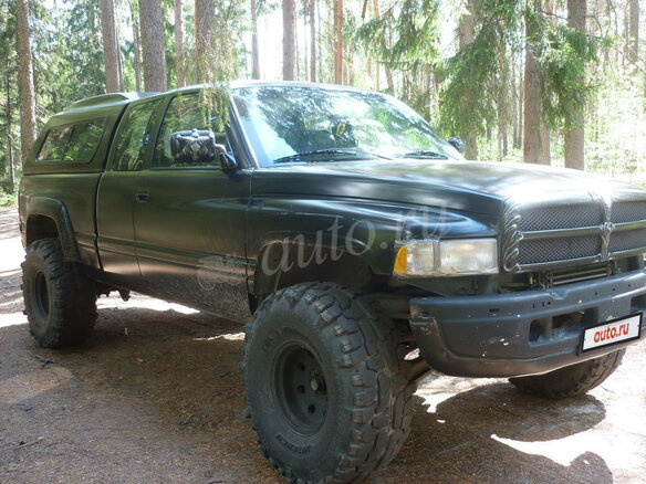 1995 Dodge RAM, чёрный - вид 1