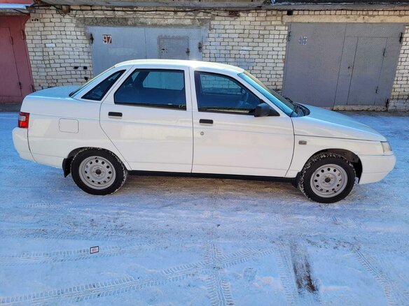 2012 Lada (ВАЗ) 2110 Богдан, белый - вид 3