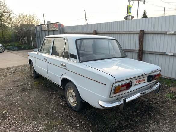 1978 Lada (ВАЗ) 2106, белый, 150000 рублей - вид 3