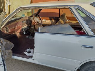 1984 Nissan Laurel IV (C31), белый, 180000 рублей, вид 3