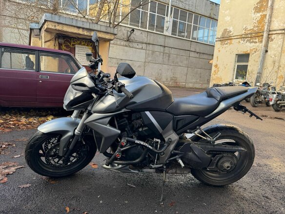 2008 Honda CB 1000R, серый, 650000 рублей - вид 9
