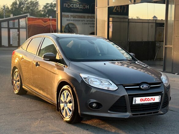 2013 Ford Focus III, серый, 1100000 рублей - вид 1