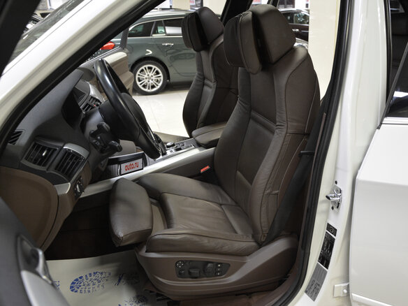 2008 BMW X5 4.8i II (E70), белый - вид 7