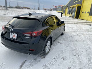 2018 Mazda Axela III Рестайлинг, чёрный, 1399999 рублей, вид 5