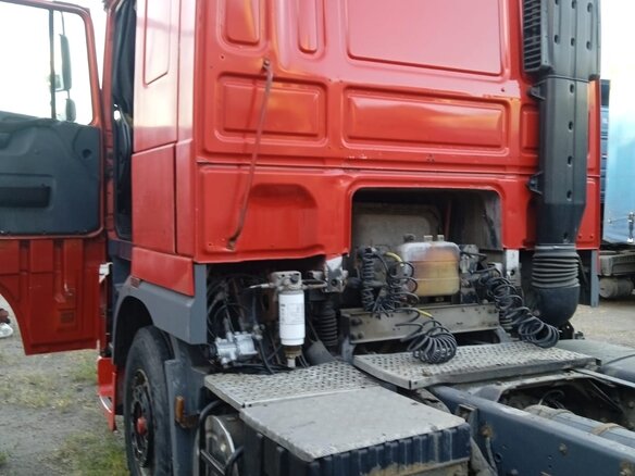 1998 DAF 95, красный, 1850000 рублей - вид 8