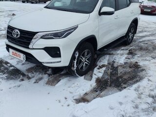 2021 Toyota Fortuner II Рестайлинг, белый, 4142701 рублей, вид 1