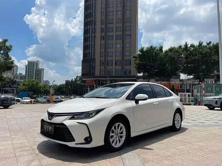 Toyota Corolla XII (E210)
