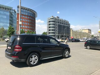 2008 Mercedes-Benz GL-Класс 500 I (X164), чёрный, 1390000 рублей, вид 2