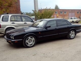 1995 Jaguar XJR II (X300), чёрный, 779000 рублей, вид 4