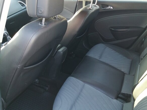 2013 Opel Astra J Рестайлинг, коричневый, 828000 рублей - вид 10