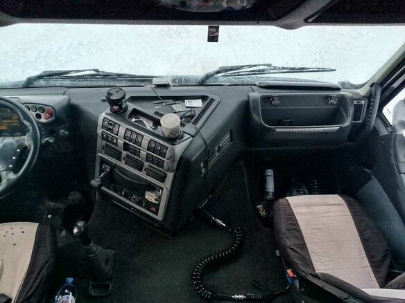 2008 Iveco Stralis, чёрный, 1200000 рублей - вид 11