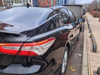 2018 Toyota Camry VIII (XV70), чёрный, 2690000 рублей, вид 2