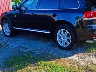 2006 Volkswagen Touareg I, чёрный, 1200000 рублей, вид 3