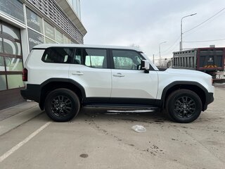 2024 Toyota Land Cruiser Prado 250 Series, белый, 10250000 рублей, вид 4