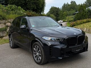 2025 BMW X5 40i IV (G05/G18) Рестайлинг, чёрный, 11150000 рублей, вид 3