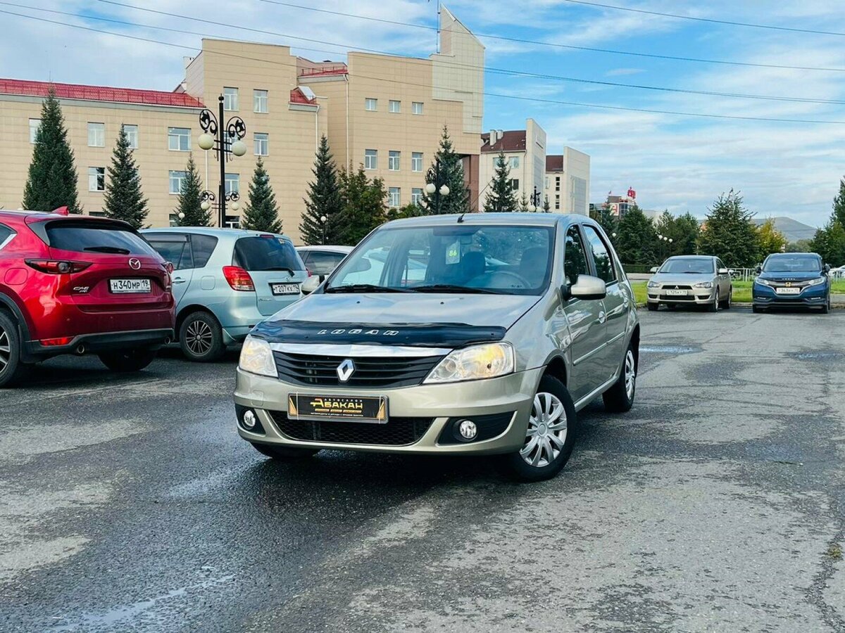 Открыть фотографии: Renault Logan I Рестайлинг