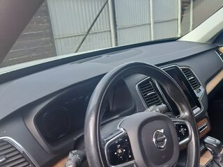 2017 Volvo XC90 II, белый, 3950000 рублей, вид 4