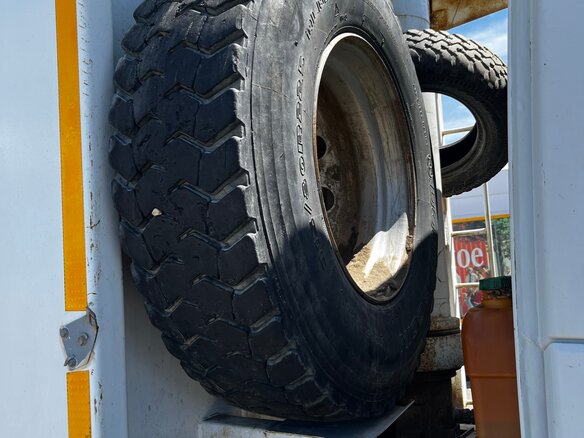 2012 Sinotruk Howo Прочие Кабины, белый, 3000000 рублей - вид 10