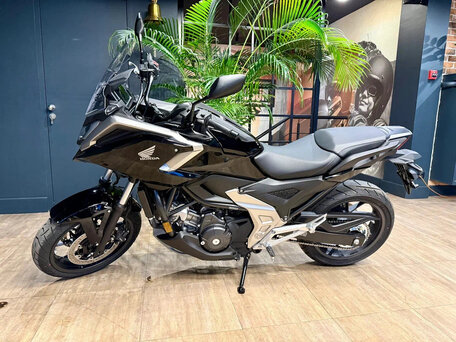 2025 Honda NC 750X, чёрный, 1370000 рублей, вид 1