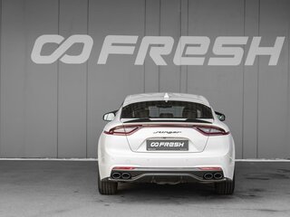 2018 Kia Stinger I, белый, 2465000 рублей, вид 4