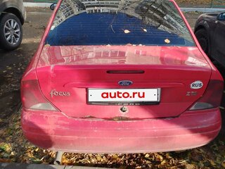 2004 Ford Focus I (North America), красный, 400000 рублей, вид 4