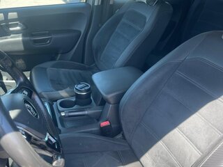 2017 Volkswagen Amarok I Рестайлинг, бежевый, 3000000 рублей, вид 3