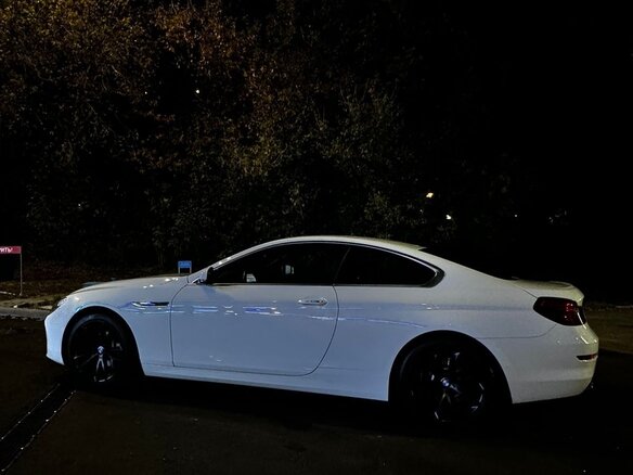 2011 BMW 6 серии 650i III (F06/F13/F12), белый, 3500000 рублей - вид 6