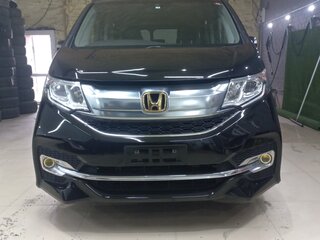 2017 Honda Stepwgn Spada V, чёрный, 2100000 рублей, вид 3