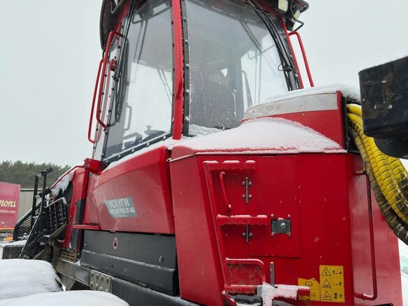 2017 Komatsu 895, красный, 18550000 рублей