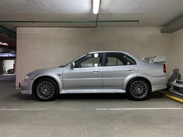 1999 Mitsubishi Lancer Evolution VI, серебристый - вид 2