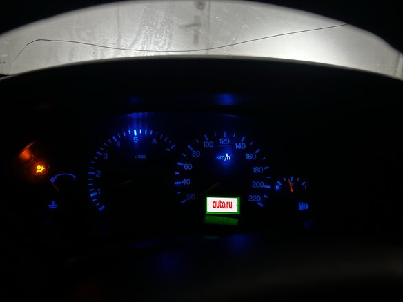 2004 Ford Focus I Рестайлинг, белый, 275000 рублей - вид 8