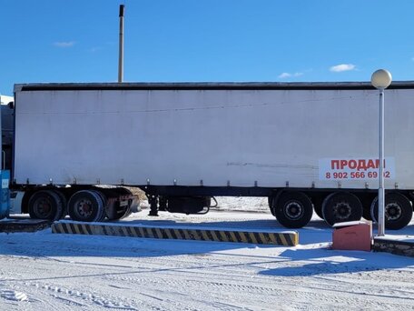 2003 Volvo VNL, белый, 2200000 рублей, вид 4