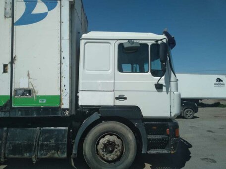 1996 MAN F 2000, белый, 1000000 рублей, вид 3
