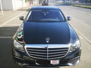 2017 Mercedes-Benz E-Класс 400 V (W213, S213, C238), чёрный, 3950000 рублей, вид 4
