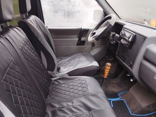 1991 Volkswagen Transporter T4, белый, 500000 рублей, вид 4