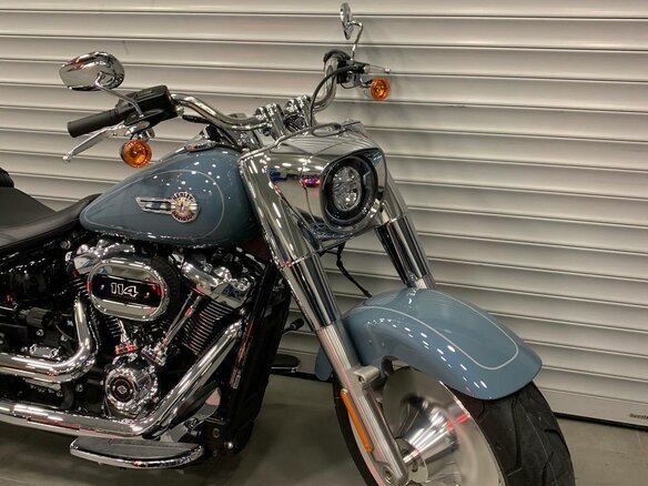 2024 Harley-Davidson Fat Boy, голубой, 3390000 рублей - вид 7