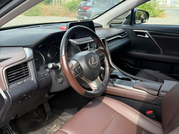 2020 Lexus RX 300 IV Рестайлинг, чёрный, 5500000 рублей - вид 8