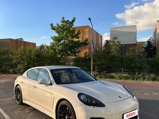 2011 Porsche Panamera Turbo I, белый, 2790000 рублей, вид 1