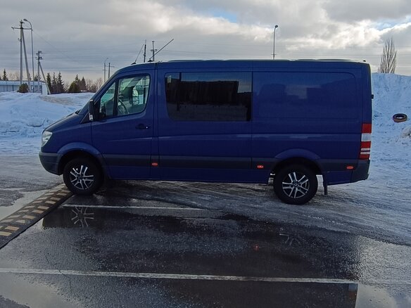 2011 Mercedes-Benz Sprinter, синий, 2100000 рублей - вид 2