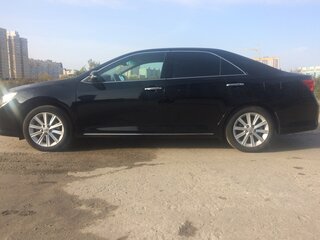 2013 Toyota Camry VII (XV50), чёрный, 1400000 рублей, вид 5