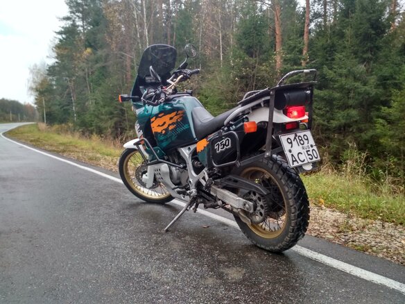 1995 Honda XRV 750 Africa Twin, зелёный