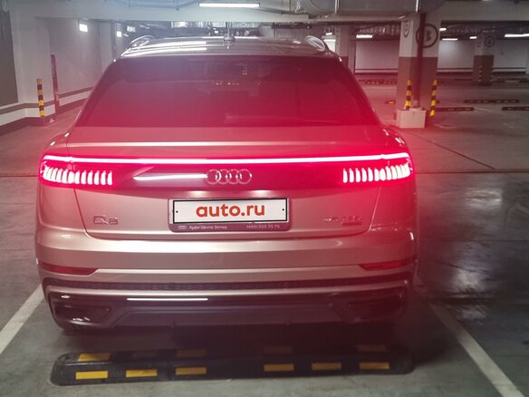 2019 Audi Q8 55 TFSI I (4M), бежевый, 5400000 рублей - вид 5