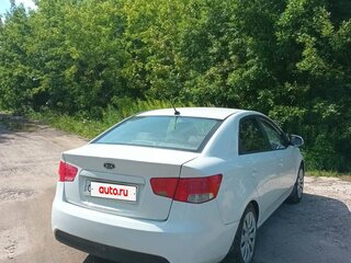 2011 Kia Cerato 4-speed II, белый, 780000 рублей, вид 5