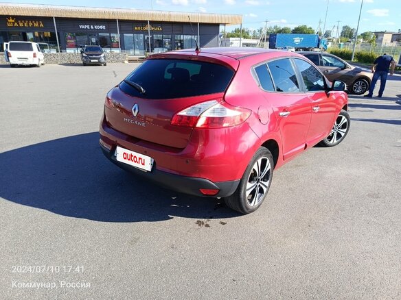 2012 Renault Megane III, пурпурный, 650000 рублей - вид 3