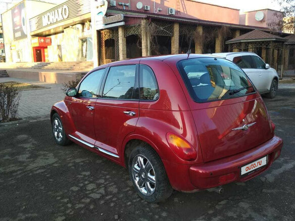 2004 Chrysler PT Cruiser, красный - вид 4