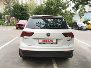 2017 Volkswagen Tiguan II, белый, 2100000 рублей, вид 5
