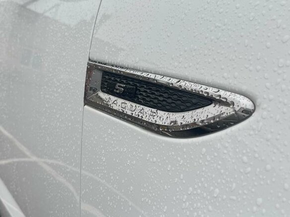 2018 Jaguar E-Pace I, белый, 2850000 рублей - вид 16