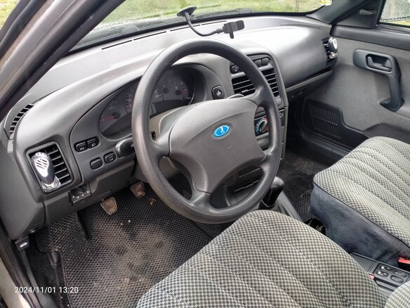 2007 Lada (ВАЗ) 2110, бежевый, 555000 рублей - вид 11