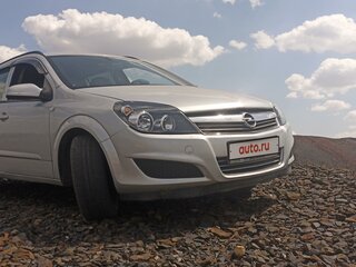 2007 Opel Astra H, серебристый, 800000 рублей, вид 1